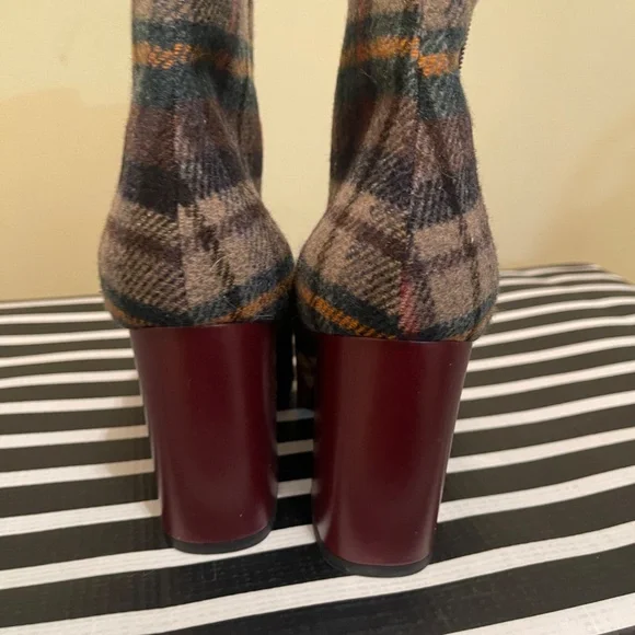 NWOT Fratelli Rosetti Burgundy Flannel Tassel Boots sz 40.5 - Picture 3 of 11